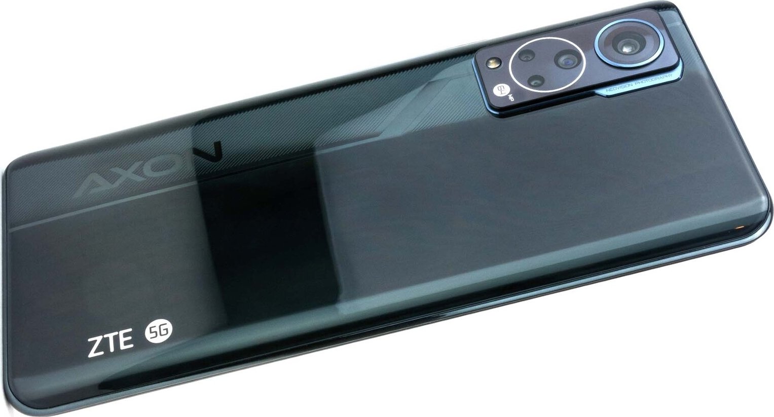 Мобильный телефон ZTE Axon 30 5G 12/256GB Black купить | ELMIR - цена ...